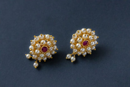 Tarini Moti Kudi Earrings