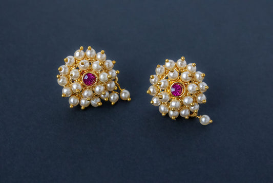 Tarini Moti Kudi Earrings