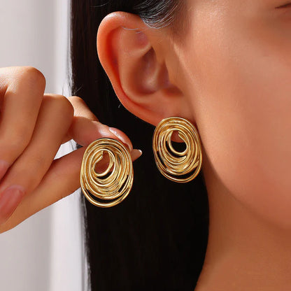 Tarini Spiral Stud Earring