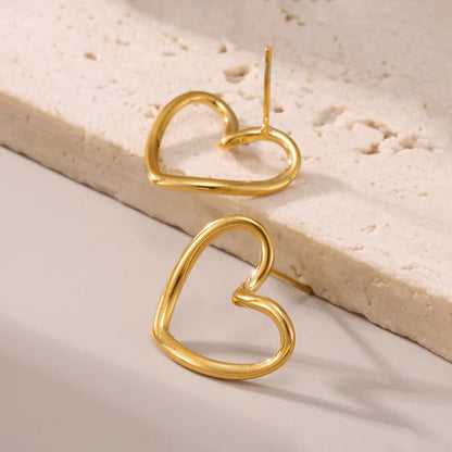 Tarini Ring Heart Earring