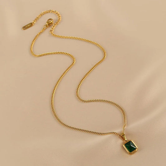 Tarini Green Pendant Necklace