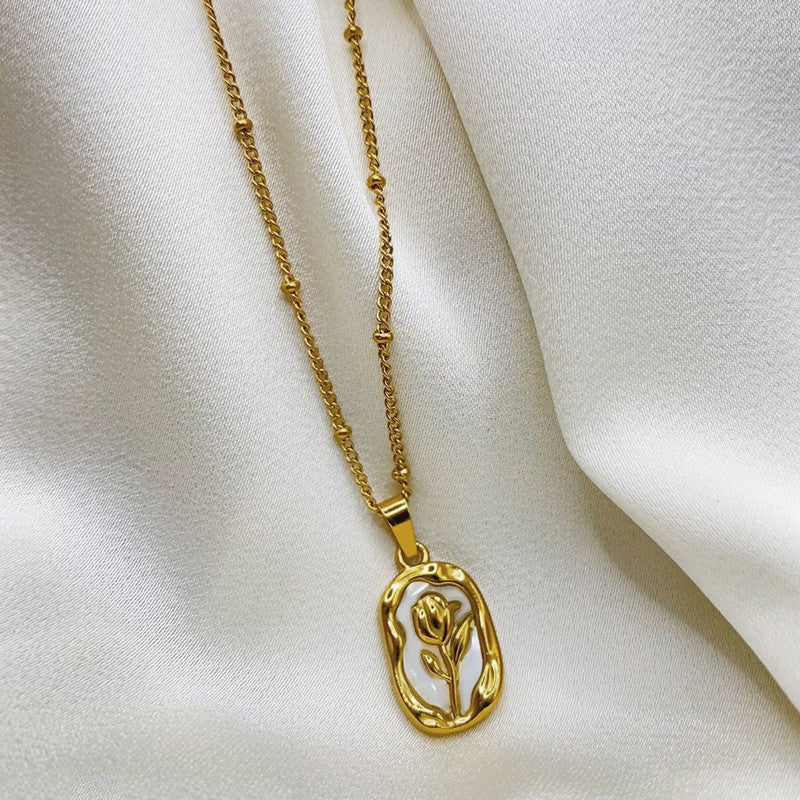 Tarini White Rose Necklace