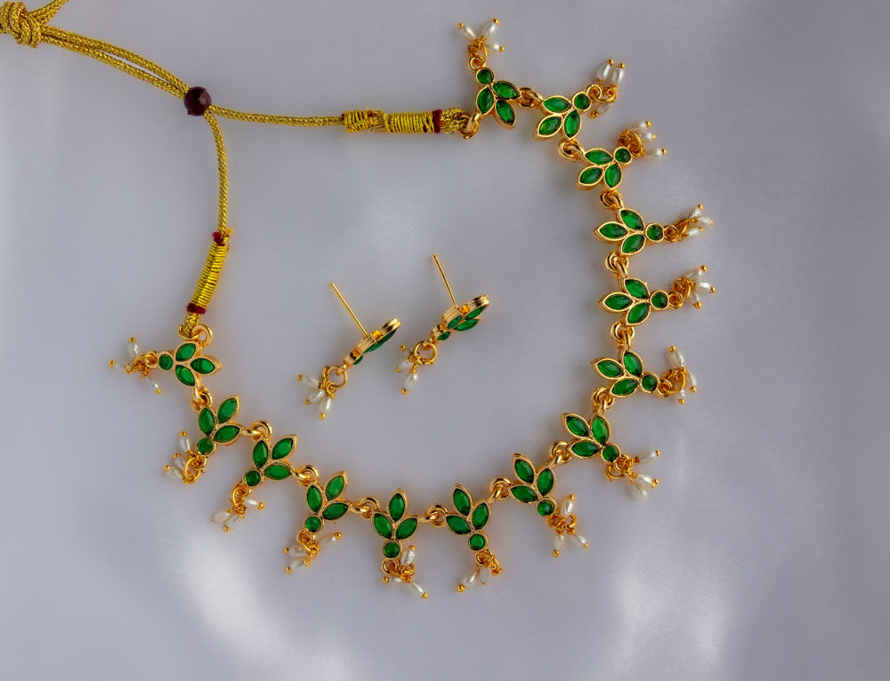 Tarini Leaf Necklace