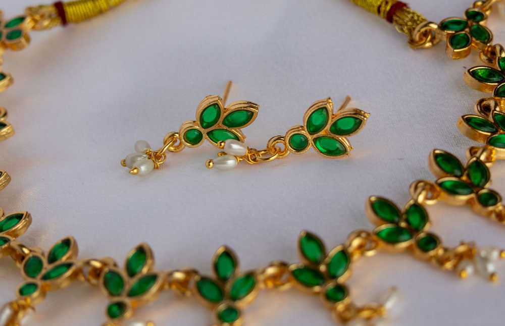 Tarini Leaf Necklace