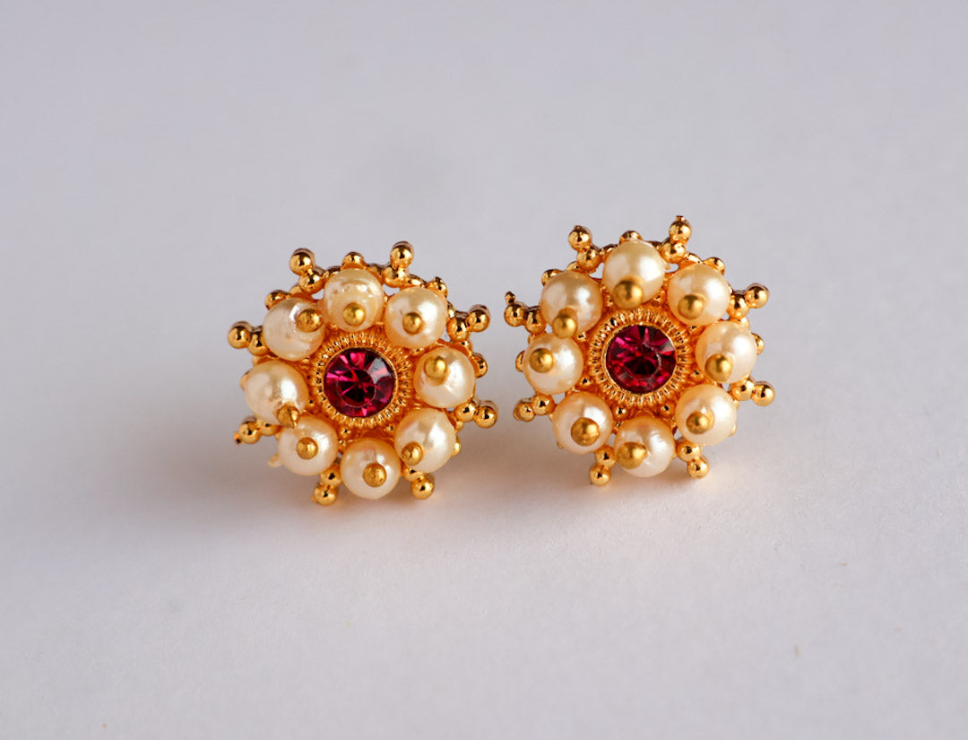 Tarini Moti Earrings