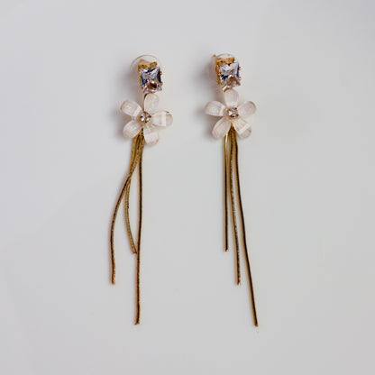 Tarini Floral Earrings