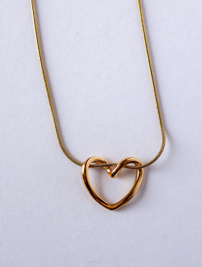 Tarini Ring Heart Necklace