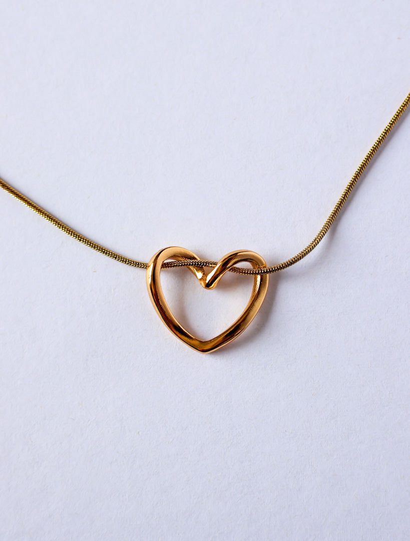 Tarini Ring Heart Necklace