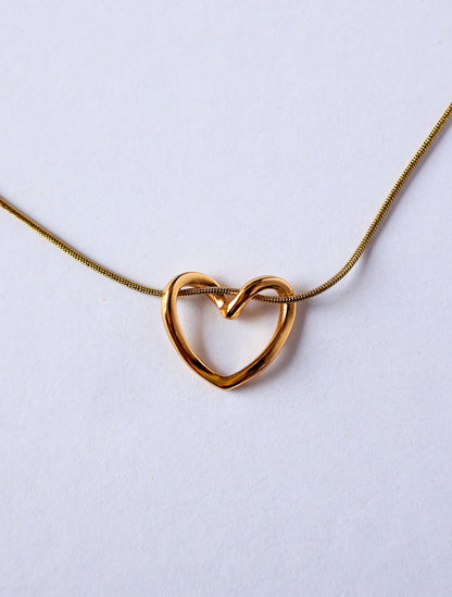Tarini Ring Heart Necklace