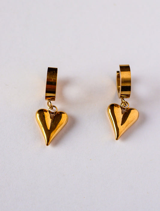 Tarini Bold Heart Earrings