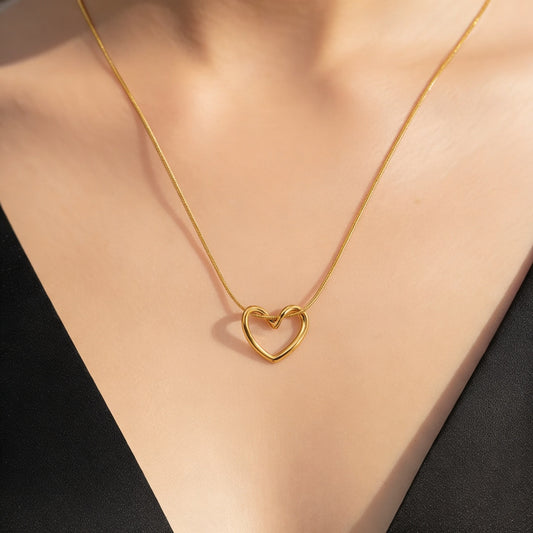 Tarini Ring Heart Necklace