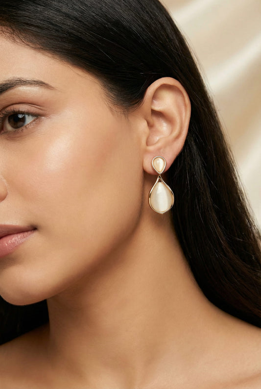 Tarini Teardrop Earring