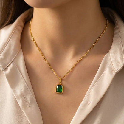 Tarini Green Pendant Necklace